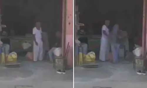 UP: आटा चक्की पर 11 साल की बच्ची से छेड़छाड़ के बाद बुजुर्ग फरार
