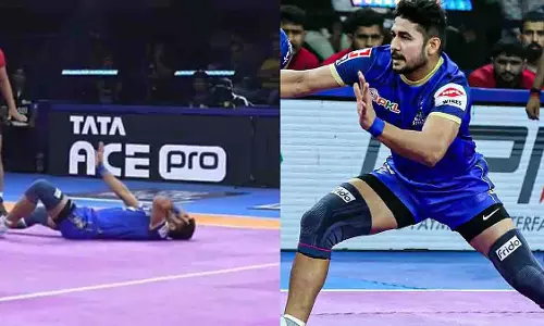 बेंगलुरु बुल्स के खिलाफ मैच में घायल हुए नवीन कुमार, भावुक पल ने छू लिया दिल बेंगलुरु बुल्स के खिलाफ मैच में घायल हुए नवीन कुमार, भावुक पल ने छू लिया दिल