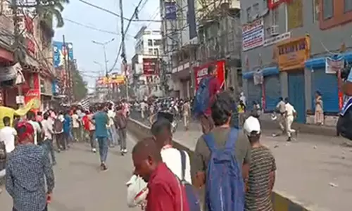 टीआरई-4 को लेकर छात्रों ने पटना में किया प्रदर्शन, पुलिस ने बजाई लाठियां