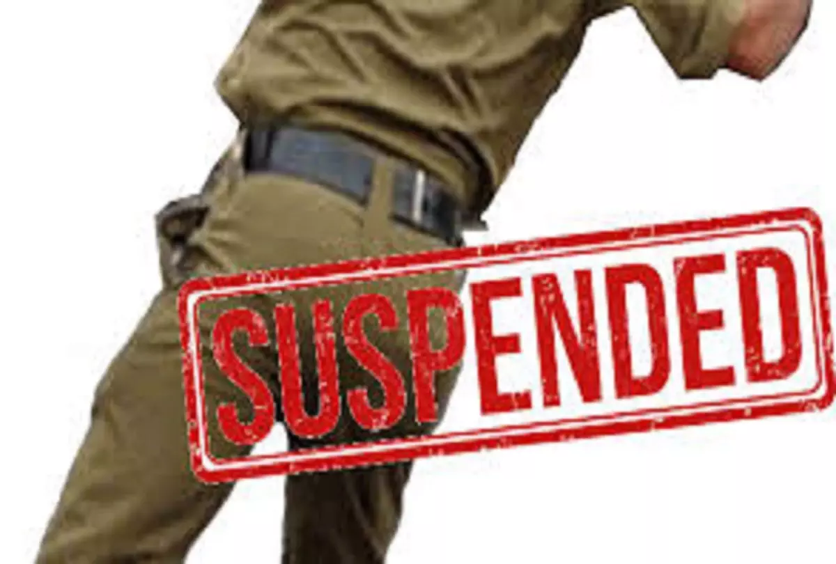 टीआई ने 11 करोड़ की जब्त ज्वेलरी मामले को दबाया, सस्पेंड टीआई ने 11 करोड़ की जब्त ज्वेलरी मामले को दबाया, सस्पेंड
