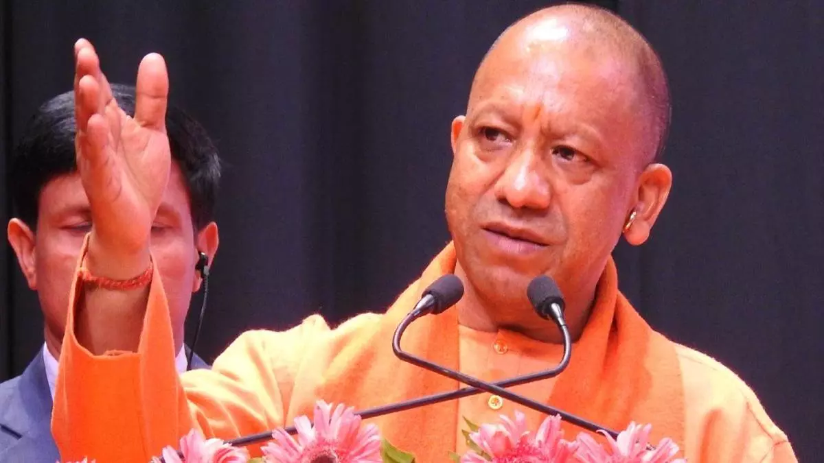 Gorakhpur: कब्जाधारियों पर सीएम योगी का बड़ा ऐलान Gorakhpur: कब्जाधारियों पर सीएम योगी का बड़ा ऐलान