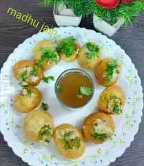 Pani Puri Recipe: घर पर बनाएं स्ट्रीट-स्टाइल कुरकुरी और चटपटी पानी पूरी Pani Puri Recipe: घर पर बनाएं स्ट्रीट-स्टाइल कुरकुरी और चटपटी पानी पूरी