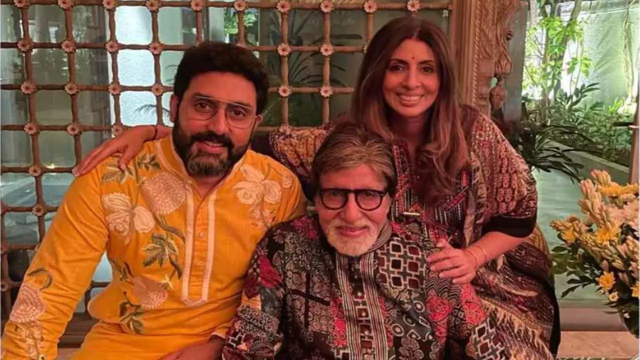क्या Amitabh Bachchan ने बेटे अभिषेक बच्चन को प्लेट में खाना छोड़ने पर डांटा? क्या Amitabh Bachchan ने बेटे अभिषेक बच्चन को प्लेट में खाना छोड़ने पर डांटा?