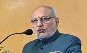 सीपीआर: भाजपा नेता से भारत के उपराष्ट्रपति तक सीपीआर: भाजपा नेता से भारत के उपराष्ट्रपति तक