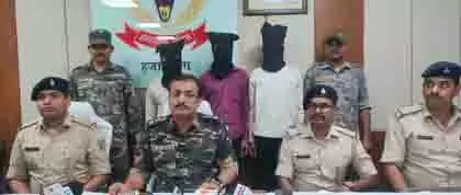 Hazaribagh: पेट्रोल पंप लूट की कोशिश नाकाम, तीन लुटेरे गिरफ्तार Hazaribagh: पेट्रोल पंप लूट की कोशिश नाकाम, तीन लुटेरे गिरफ्तार