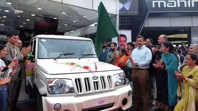 Himachal: लोक निर्माण विभाग को दूरस्थ पहुंच और तीव्र विकास के लिए नए पहिए मिले Himachal: लोक निर्माण विभाग को दूरस्थ पहुंच और तीव्र विकास के लिए नए पहिए मिले