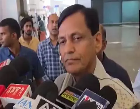 केंद्रीय राज्य मंत्री नित्यानंद राय ने महागठबंधन पर झूठ का प्रचार-प्रसार करने का आरोप लगाया केंद्रीय राज्य मंत्री नित्यानंद राय ने महागठबंधन पर झूठ का प्रचार-प्रसार करने का आरोप लगाया