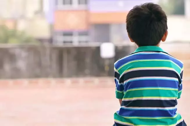 क्या जोखिम भरे किशोरावस्था और अहंकार के कारण आत्महत्या बढ़ रही है? क्या जोखिम भरे किशोरावस्था और अहंकार के कारण आत्महत्या बढ़ रही है?