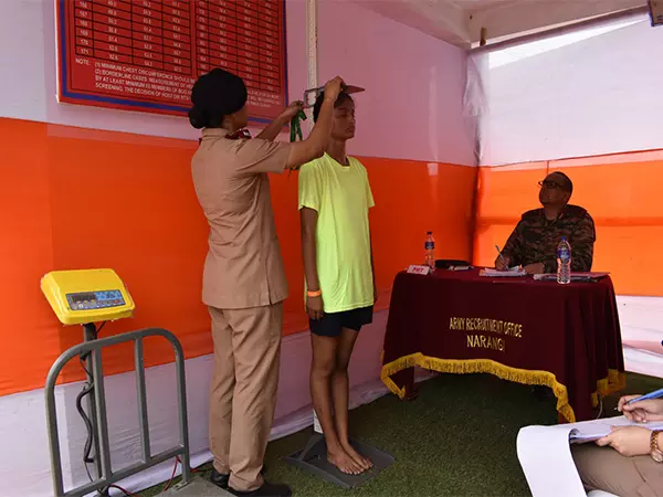 Indian Army ने पूर्वोत्तर के लिए महिला सैन्य पुलिस भर्ती रैली शुरू की Indian Army ने पूर्वोत्तर के लिए महिला सैन्य पुलिस भर्ती रैली शुरू की