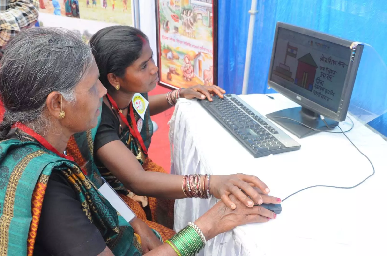 छत्तीसगढ़ के 25 वर्षों की विकास यात्रा का किया चित्रण छत्तीसगढ़ के 25 वर्षों की विकास यात्रा का किया चित्रण