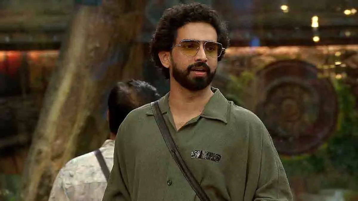 Bigg Boss 19: अमाल मलिक बोले – मुझे फिल्म से बाहर करवा दिया गया Bigg Boss 19: अमाल मलिक बोले – मुझे फिल्म से बाहर करवा दिया गया