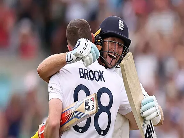 Joe Root ने हैरी ब्रूक की बल्लेबाजी की तुलना केविन पीटरसन से की Joe Root ने हैरी ब्रूक की बल्लेबाजी की तुलना केविन पीटरसन से की
