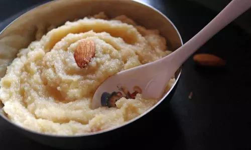 Apple and semolina pudding:घर पर आसानी से बन जाता है Apple and semolina pudding:घर पर आसानी से बन जाता है