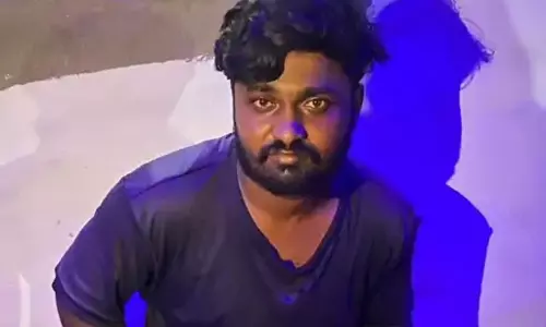 घर में मातम था परिजन बिलख रहे थे, फिर भूत-भूत का मचा शोर घर में मातम था परिजन बिलख रहे थे, फिर भूत-भूत का मचा शोर