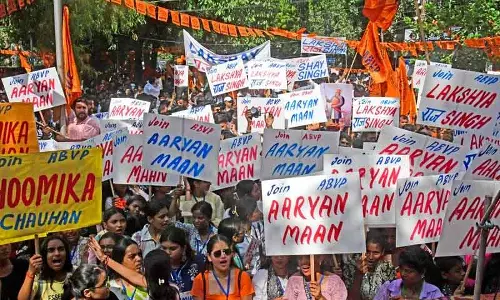 एबीवीपी ने छात्रों के मुद्दों पर डीयू में छात्र गर्जना रैली आयोजित की