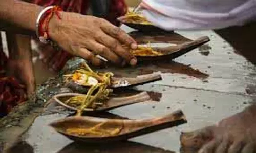 Pitru Paksha Tritiya and Chaturthi Shradh 2025:आज 10 सितंबर, तृतीया, चतुर्थी श्राद्ध, दोनों श्राद्ध का शुभ मुहूर्त और विधि Pitru Paksha Tritiya and Chaturthi Shradh 2025:आज 10 सितंबर, तृतीया, चतुर्थी श्राद्ध, दोनों श्राद्ध का शुभ मुहूर्त और विधि