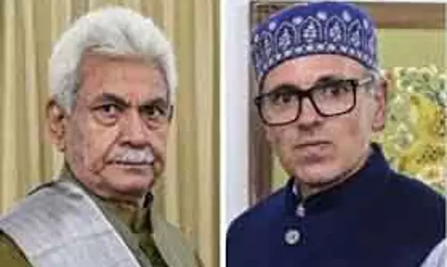 उपराज्यपाल, उमर ने कुलगाम में शहीद हुए सैनिकों को श्रद्धांजलि दी