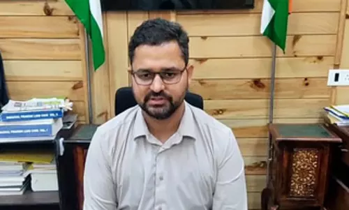 चंबा: पार्किंग रेट से ज्यादा शुल्क वसूली पर होगी सख्त कार्रवाई, एसडीएम का ऐलान चंबा: पार्किंग रेट से ज्यादा शुल्क वसूली पर होगी सख्त कार्रवाई, एसडीएम का ऐलान