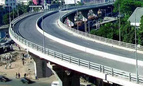 Ranchi: रांची में बड़े विकास का कदम, जल्द बनेंगे 3 नए फ्लाईओवर Ranchi: रांची में बड़े विकास का कदम, जल्द बनेंगे 3 नए फ्लाईओवर