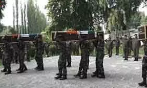 उत्तरी कमान ने शहीदों को श्रद्धांजलि, चिनार कोर की प्रशंसा की