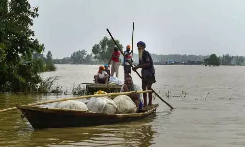 राहत कार्य कर रहे सिख संगठनों की बैठक 13 सितंबर को SGPC कार्यालय में राहत कार्य कर रहे सिख संगठनों की बैठक 13 सितंबर को SGPC कार्यालय में