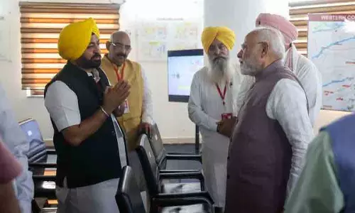 Punjab के लिए प्रधानमंत्री के अनुदान पर आप, बहुत कम, बहुत देर से