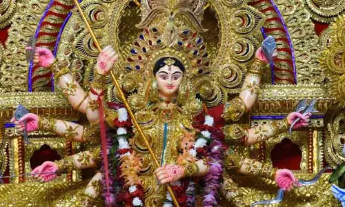 Cuttack Durga Puja: प्रतिष्ठित चांदी के फीते का काम शुरू, पंडालों के लिए NOC और SOP अनिवार्य