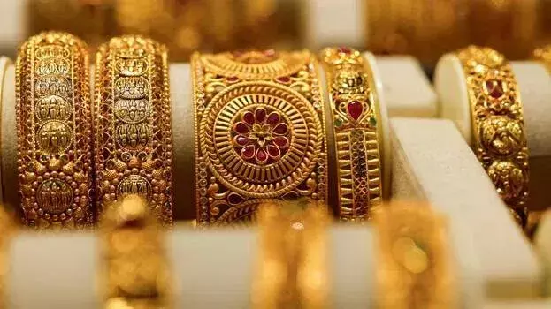 सोने में उछाल, प्रति सॉवरेन कीमत हुई 81,000 रुपये से अधिक