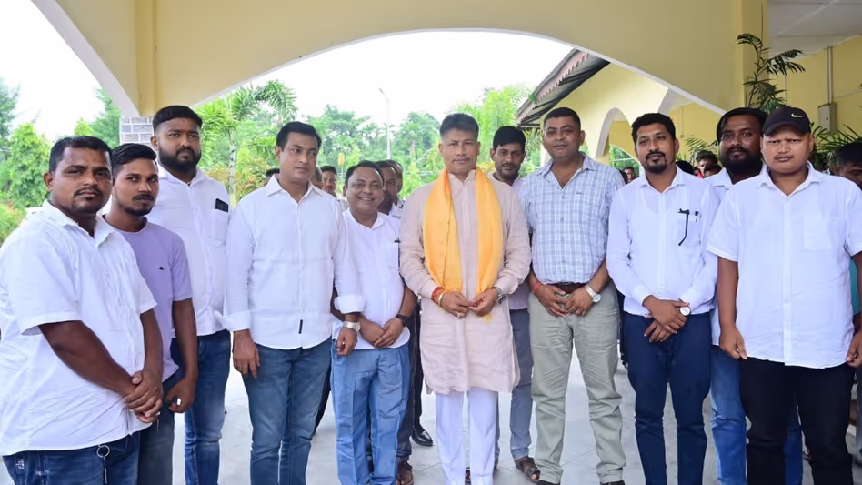 सरकार चरणबद्ध तरीके से डी मतदाता समस्या से निपटेगी Assam के मंत्री पीयूष हजारिका