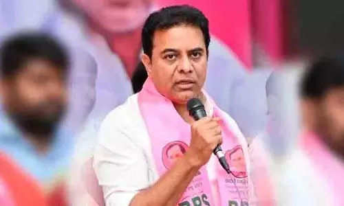 KTR ने कांग्रेस पर जुबली हिल्स में BRS को निशाना बनाने के लिए हाइड्रा का इस्तेमाल करने का आरोप लगाया KTR ने कांग्रेस पर जुबली हिल्स में BRS को निशाना बनाने के लिए हाइड्रा का इस्तेमाल करने का आरोप लगाया