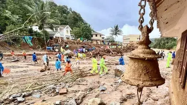 Kerala: कर्ज माफी पर कोई निर्णय नहीं, केंद्र ने अदालत से तीन सप्ताह की मोहलत मांगी Kerala: कर्ज माफी पर कोई निर्णय नहीं, केंद्र ने अदालत से तीन सप्ताह की मोहलत मांगी