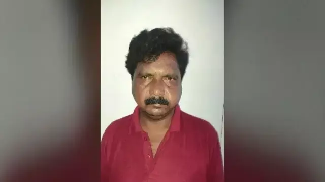 Odisha सतर्कता विभाग ने क्योंझर के वन कर्मचारी को 30,000 रुपये की रिश्वत लेते पकड़ा Odisha सतर्कता विभाग ने क्योंझर के वन कर्मचारी को 30,000 रुपये की रिश्वत लेते पकड़ा