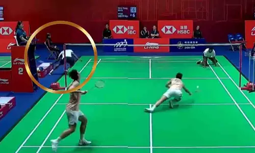 Hong Kong Open: रैली के बीच रैकेट बदला, आयुष शेट्टी ने जीता दमदार अंक
