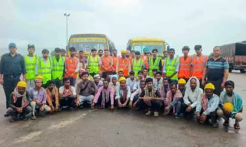 Ludhiana: औद्योगिक इकाइयों और ट्रस्ट ने क्षेत्र में बाढ़ राहत प्रयासों को मजबूत करने के लिए हाथ मिलाया Ludhiana: औद्योगिक इकाइयों और ट्रस्ट ने क्षेत्र में बाढ़ राहत प्रयासों को मजबूत करने के लिए हाथ मिलाया