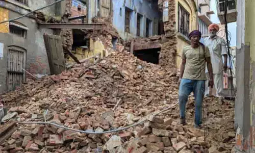 Raikot में सुरक्षा संबंधी चिंताओं के चलते 17वीं सदी की नानकशाही ईंट की संरचनाओं को ध्वस्त किया Raikot में सुरक्षा संबंधी चिंताओं के चलते 17वीं सदी की नानकशाही ईंट की संरचनाओं को ध्वस्त किया
