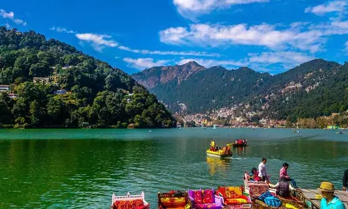 Nainital: नैनीझील की सुंदरता पर काई का प्रभाव