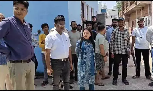 छतरपुर में पति-पत्नी ने PM आवास योजना में किया धोखाधड़ी, 4 जोड़े पकड़े गए छतरपुर में पति-पत्नी ने PM आवास योजना में किया धोखाधड़ी, 4 जोड़े पकड़े गए