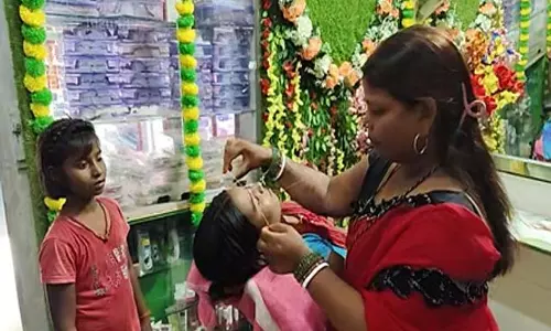 शेखपुरा में ग्रामीण स्वरोजगार प्रशिक्षण संस्थान से ट्रेनिंग लेकर महिलाएं बनीं आत्मनिर्भर शेखपुरा में ग्रामीण स्वरोजगार प्रशिक्षण संस्थान से ट्रेनिंग लेकर महिलाएं बनीं आत्मनिर्भर
