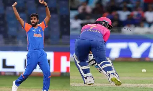 Bumrah को मिला पहला विकेट.. यूएई के बल्लेबाज एक के बाद एक पवेलियन पहुंच रहे हैं..!