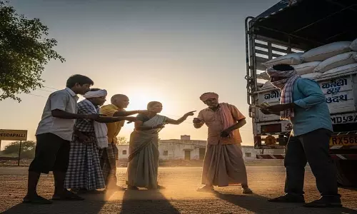 किसानों ने उर्वरक दुकान में अवैध उरियास बिक्री की कोशिश नाकाम बनाई किसानों ने उर्वरक दुकान में अवैध उरियास बिक्री की कोशिश नाकाम बनाई