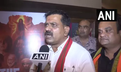 गृह मंत्री विजय शर्मा ने द बंगाल फाइल की विशेष स्क्रीनिंग में दिखाई रुचि गृह मंत्री विजय शर्मा ने द बंगाल फाइल की विशेष स्क्रीनिंग में दिखाई रुचि