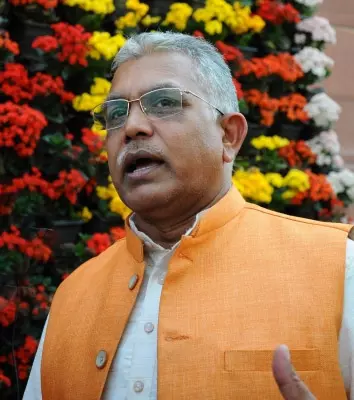 निष्पक्ष चुनाव के लिए बंगाल में एसआईआर जरूरी : दिलीप घोष निष्पक्ष चुनाव के लिए बंगाल में एसआईआर जरूरी : दिलीप घोष
