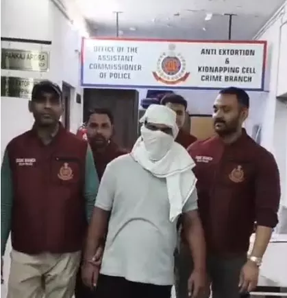 क्राइम ब्रांच की बड़ी कामयाबी, भलस्वा डेयरी हत्याकांड का वांछित आरोपी गिरफ्तार क्राइम ब्रांच की बड़ी कामयाबी, भलस्वा डेयरी हत्याकांड का वांछित आरोपी गिरफ्तार