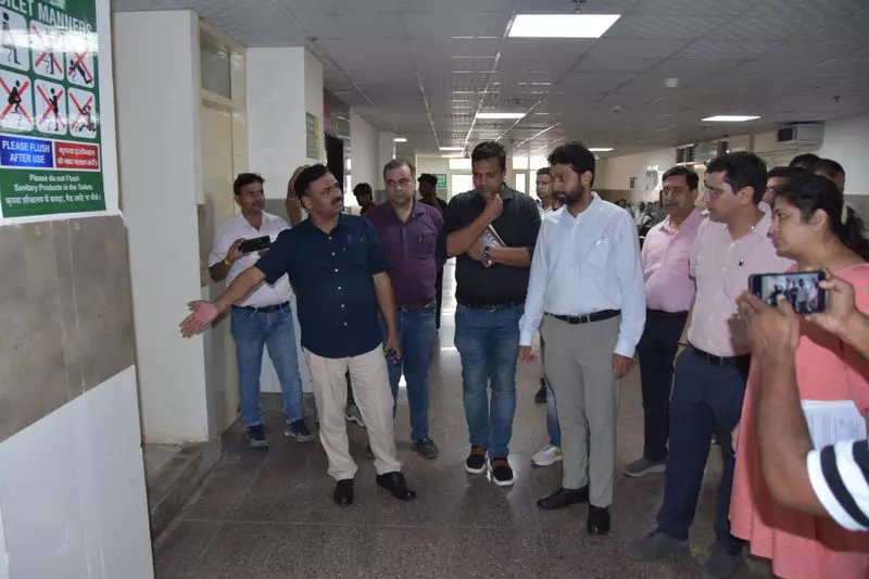 डीसी ने Yamunanagar सिविल अस्पताल का किया औचक निरीक्षण डीसी ने Yamunanagar सिविल अस्पताल का किया औचक निरीक्षण