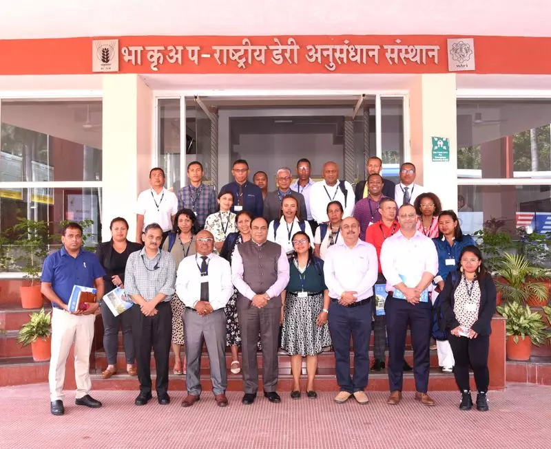 मेडागास्कर प्रतिनिधिमंडल ने ICAR-NDRI के साथ सहयोग की संभावना तलाशी मेडागास्कर प्रतिनिधिमंडल ने ICAR-NDRI के साथ सहयोग की संभावना तलाशी