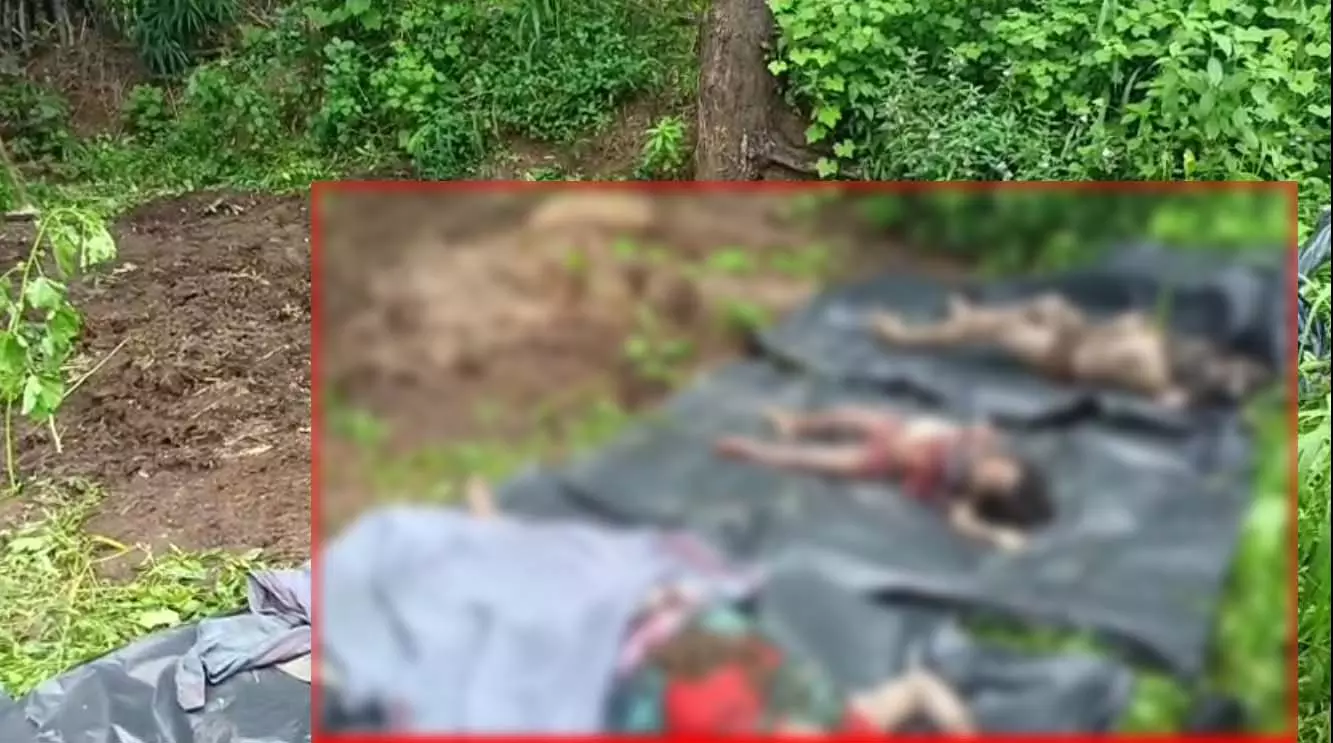 CG BREAKING: पति-पत्नी और दो बच्चों की हत्या, शव गोबर के ढेर में दबे मिले CG BREAKING: पति-पत्नी और दो बच्चों की हत्या, शव गोबर के ढेर में दबे मिले