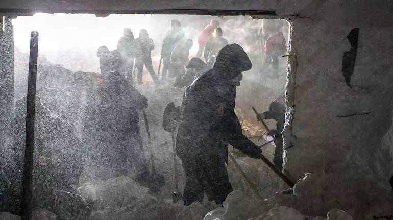 Norilsk की अपराधी श्रम प्रणाली रूस के कार्यबल में अंतर को कैसे पाट रही Norilsk की अपराधी श्रम प्रणाली रूस के कार्यबल में अंतर को कैसे पाट रही