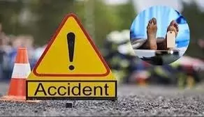 Ajmer: बाइक सवार को ट्रेलर ने कुचला, पत्नी और बच्चा जख्मी Ajmer: बाइक सवार को ट्रेलर ने कुचला, पत्नी और बच्चा जख्मी
