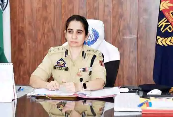 उधमपुर-रियासी रेंज के DIG ने अपराध समीक्षा बैठक की अध्यक्षता की उधमपुर-रियासी रेंज के DIG ने अपराध समीक्षा बैठक की अध्यक्षता की