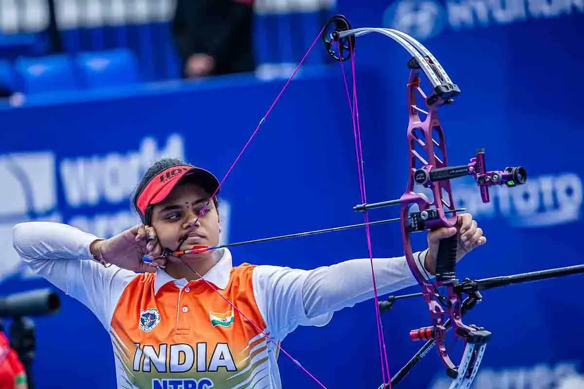 ज्योति सुरेखा ने मिश्रित कंपाउंड तीरंदाजी वर्ग में स्वर्ण पदक जीता ज्योति सुरेखा ने मिश्रित कंपाउंड तीरंदाजी वर्ग में स्वर्ण पदक जीता
